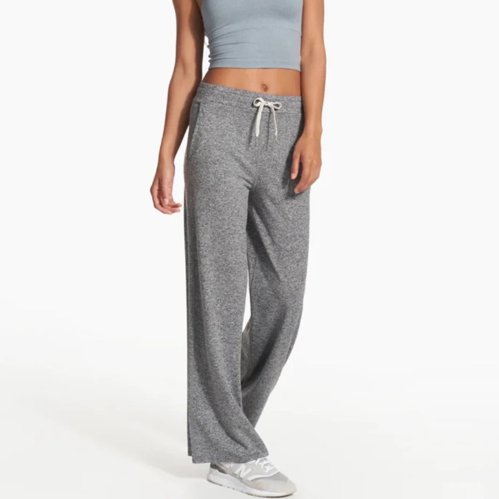 Vuori Gray Wide-Leg Drawstring Sweatpants